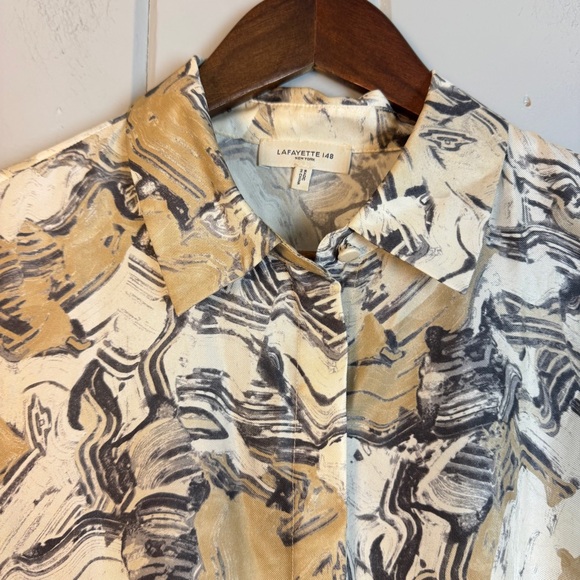 Lafayette 148 New York clementine silk blouse Abstract Print Hidden Buttons Sz M - Picture 4 of 14